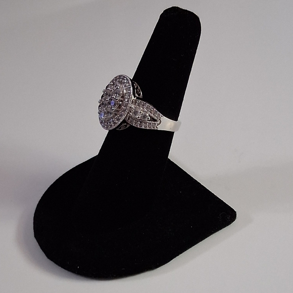 Epiphany Womens Size 6 925 Sterling Silver Oval Pave CZ Diamond Cluster Ring - Picture 3 of 10